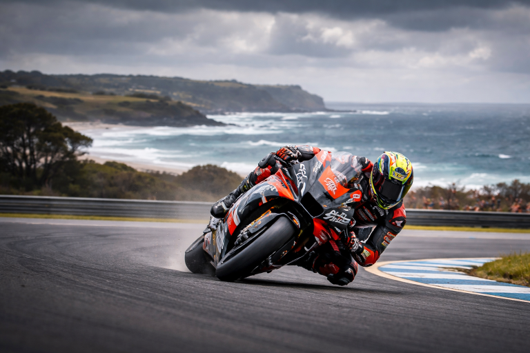 bezzecchi-tercepat-practice-motogp-australia-2026